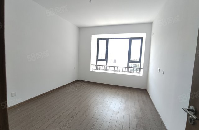 民生12号院，小高层，三叶草，送车储，  陪文对门