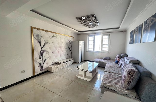 中景华庭B区(公寓住宅)3室2厅118㎡82万二手房图片