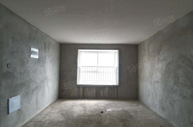 亿源翠堤湾(东区)3室2厅130.58㎡32万二手房图片