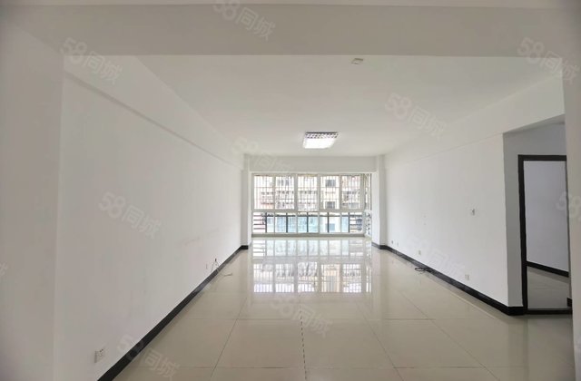 思路缘小区3室2厅137.26㎡69万二手房图片