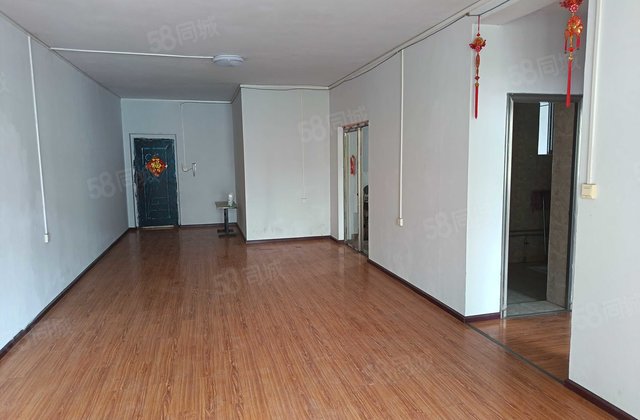 霖湖新邨3室2厅120㎡30万二手房图片