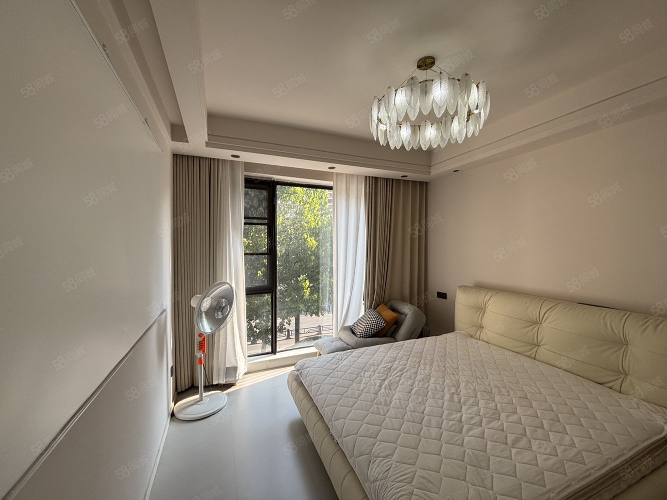 绿城兰园3室2厅2卫126㎡南北93万