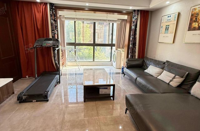 绿地东方公馆4室2厅128.46㎡365万二手房图片