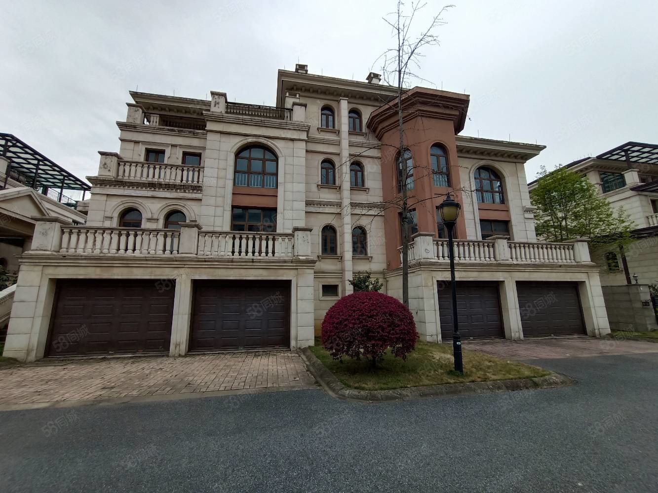 紫郡山庄7室3厅6卫602㎡南北980万