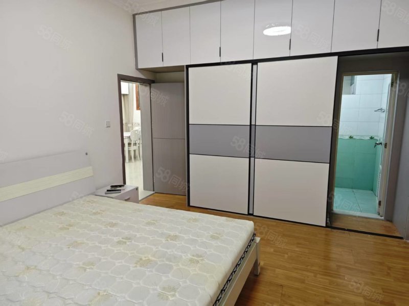 商业北街301号小区3室2厅2卫124.75㎡东南38.8万
