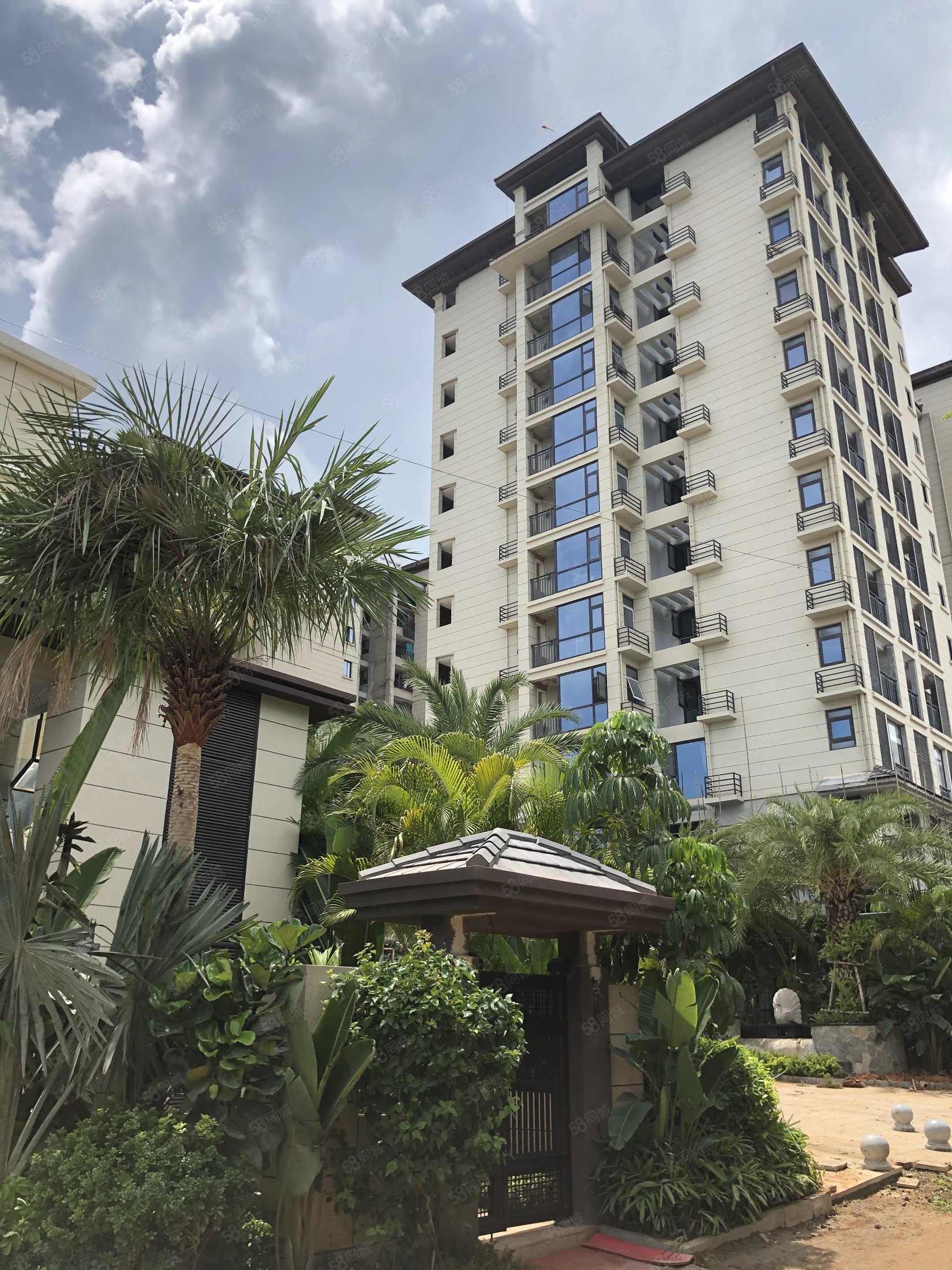 内部房价格可谈送家具家电温泉三亚海棠湾长基听棠