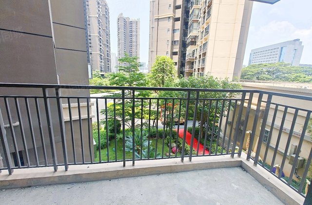 捷和广场5室2厅117.72㎡75万二手房图片