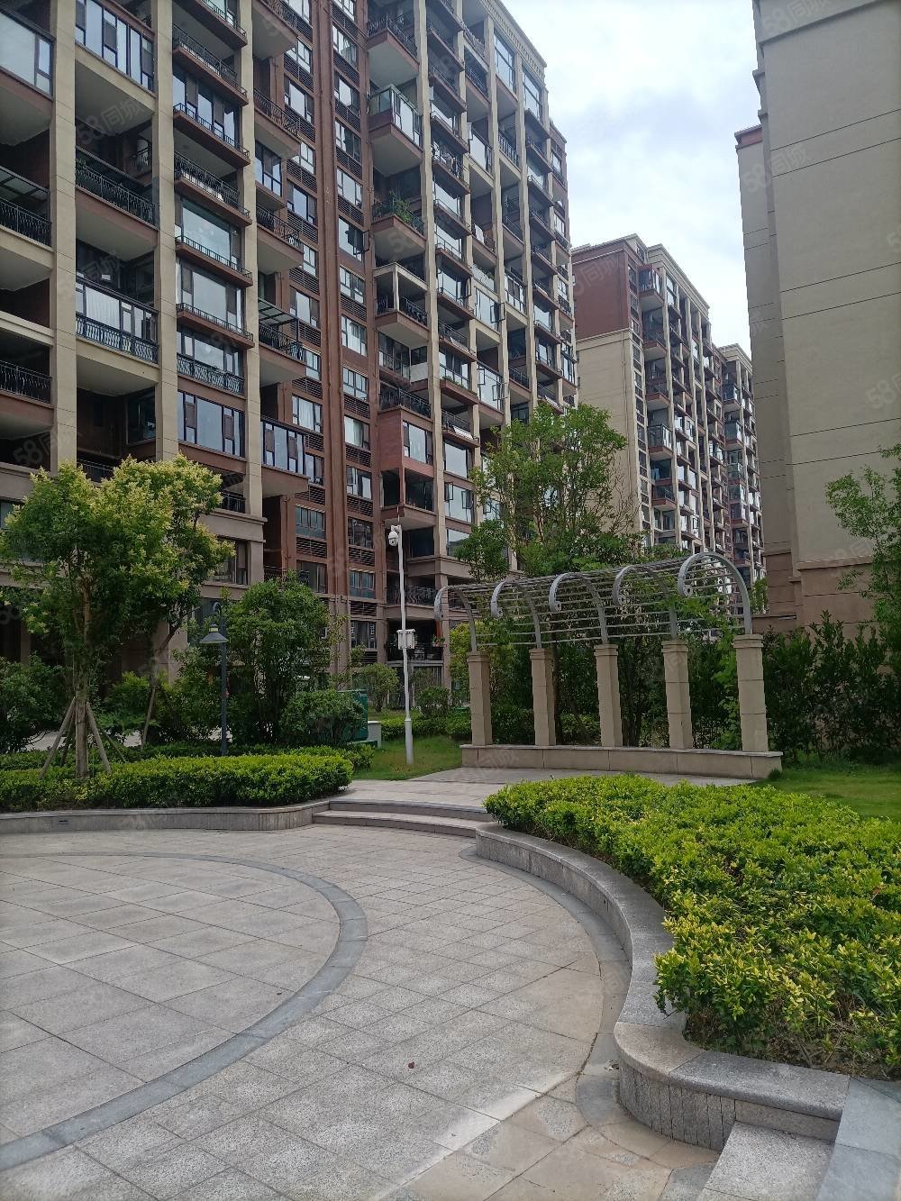 【10图】大丰碧桂园翡翠东郡大平层5室3厅3卫阳光房,碧桂园翡翠东郡