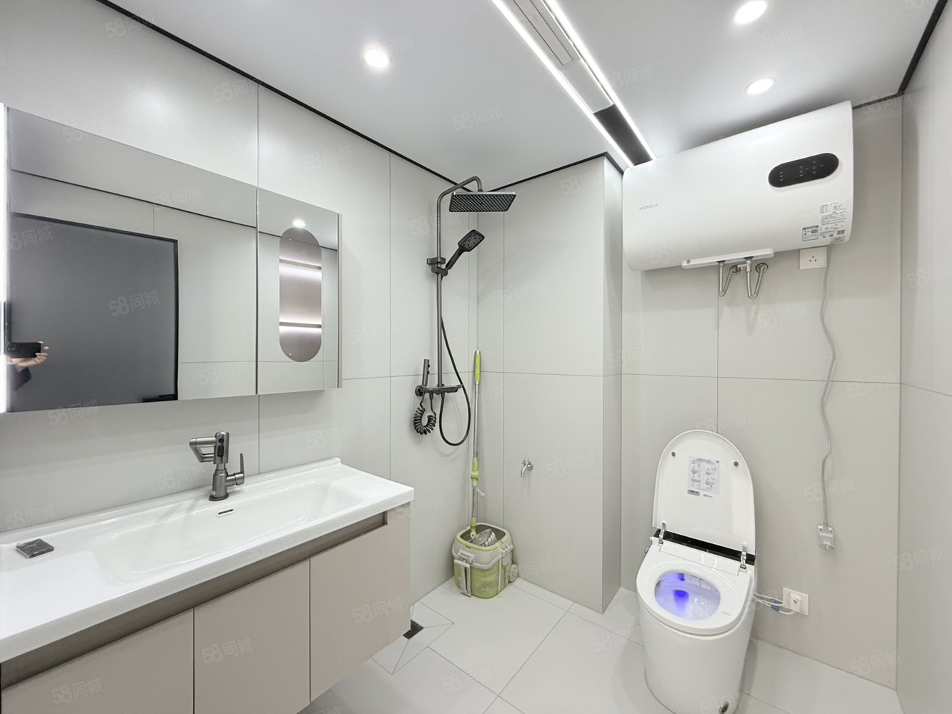 和谐佳园3室2厅2卫147㎡南北98万