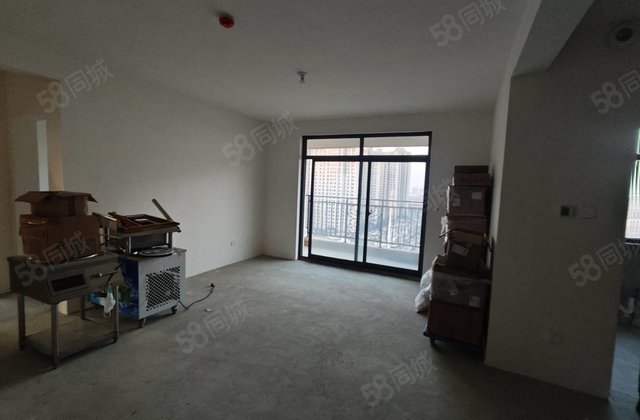 华硕天韵3室2厅131㎡82万二手房图片