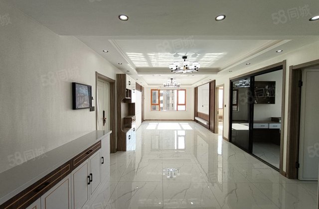 0㎡南中层(共18层) 御景天地                