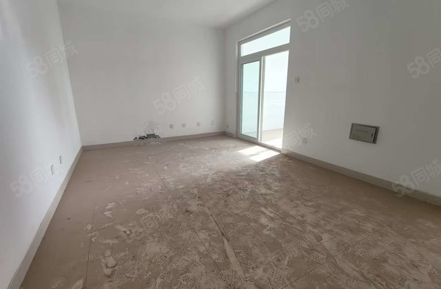 金柱绿城 2房 周边配套完善