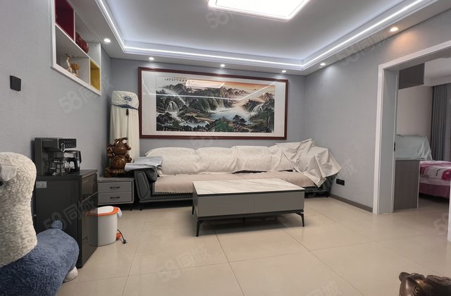 嘉明水岸新城二楼 三室精装修 婚房    ，免大税带储藏室