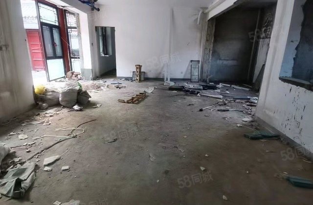 古楼   450平L型别墅 已改土建 实际面积500多