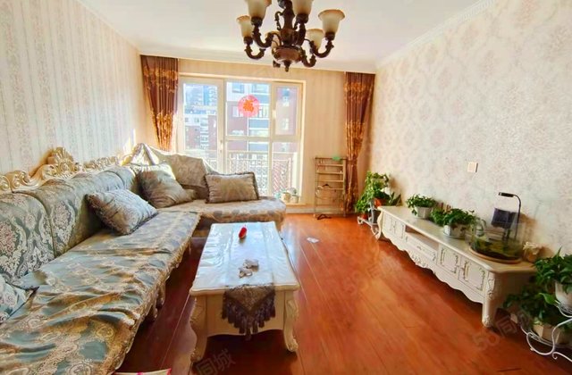 天嘉水晶城2室1厅88.84㎡80万二手房图片