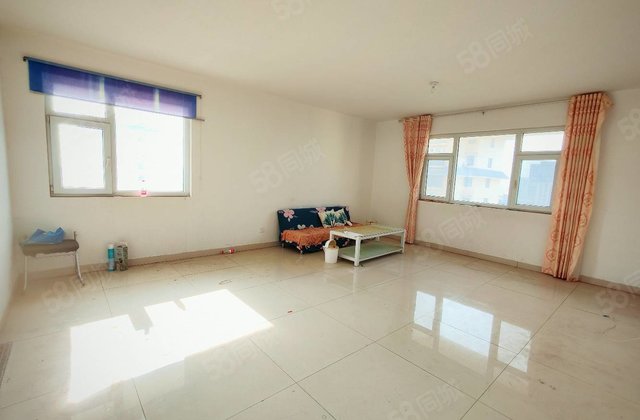 四号院商品房 送12万车位  免大税 单价七千多 三天必卖