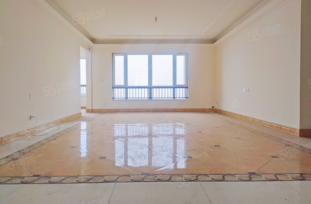 碧桂园5室2厅266㎡141万二手房图片