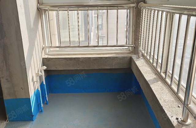 香港城3室2厅132㎡56.8万二手房图片