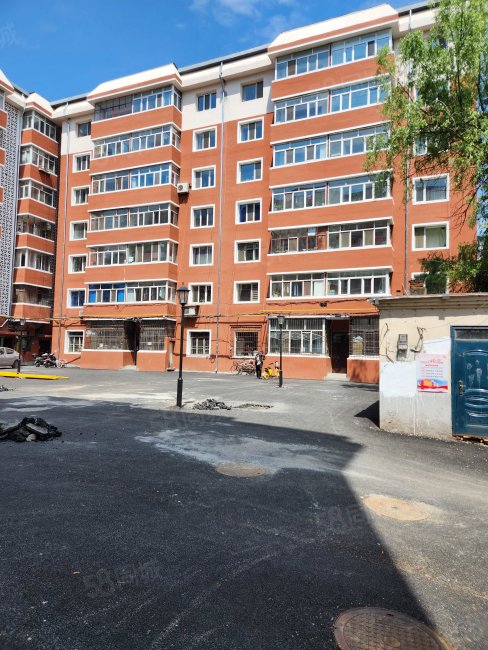 星火小区3室1厅1卫102㎡南26万