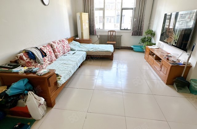 文轩 八中附近 龙山北区 大两居 停车方便