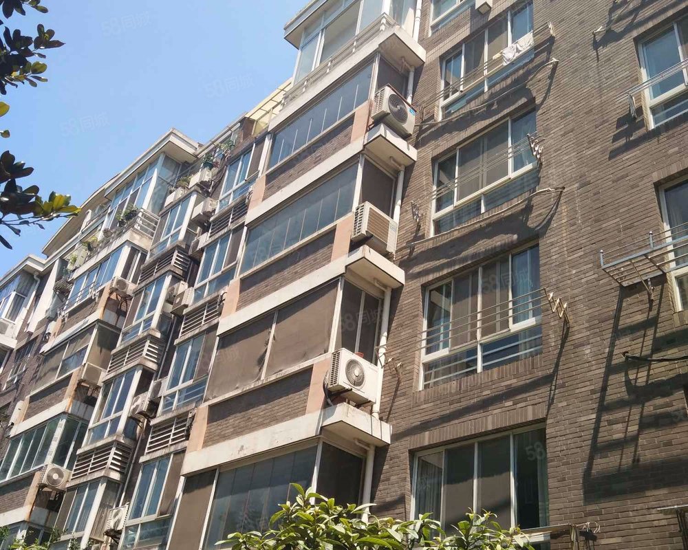 春江花园b区锡山