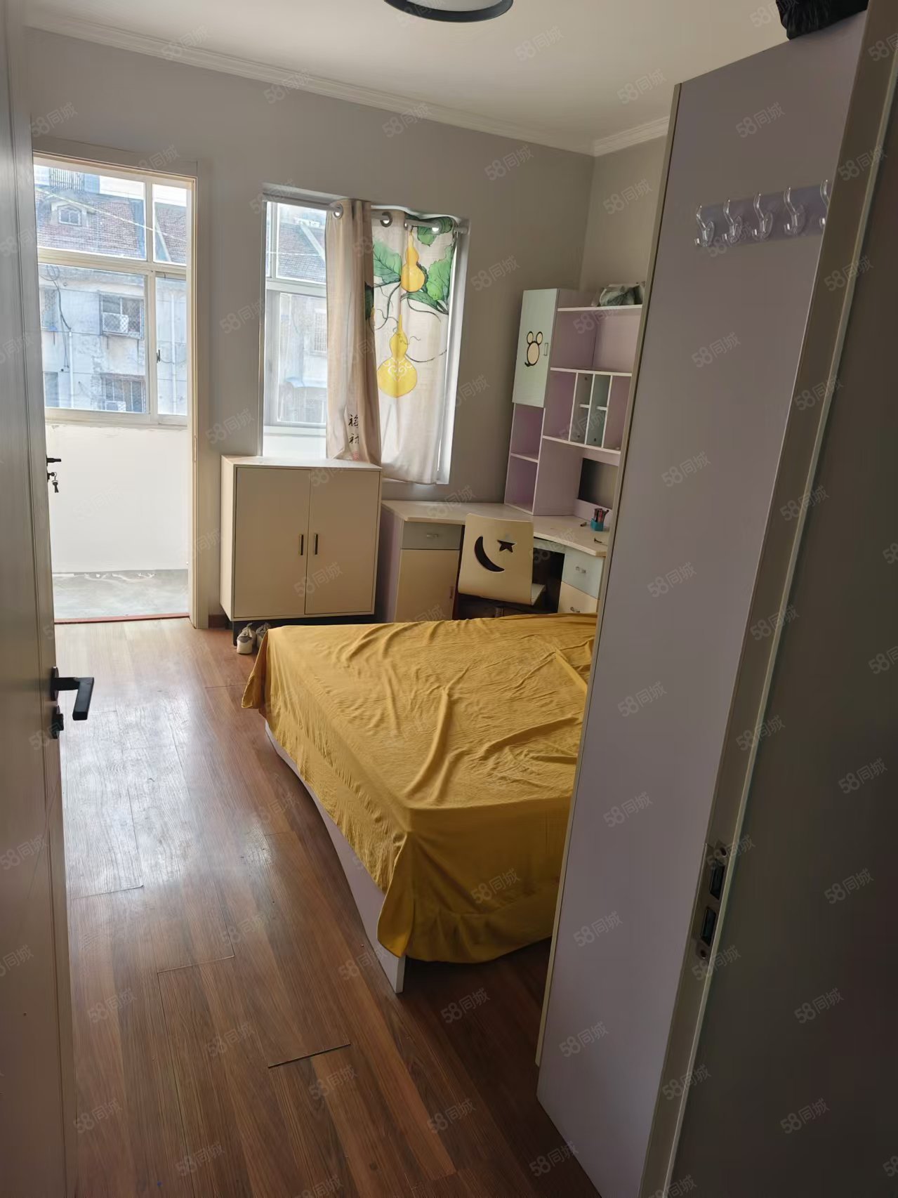 文帝街小区3室2厅1卫78㎡南28万