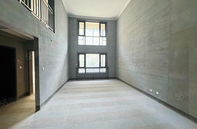 龙湖上第4室2厅185㎡760万二手房图片