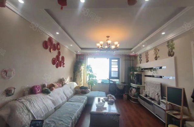 精装自住房！三室双卫随时看房！免大税送车储！双卫！送阳台