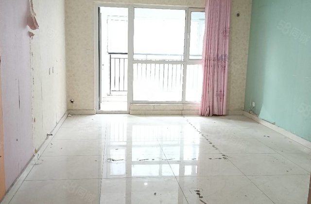 电大附近，万达北邻，阿尔卡迪亚，五中，明达街小雪，三室