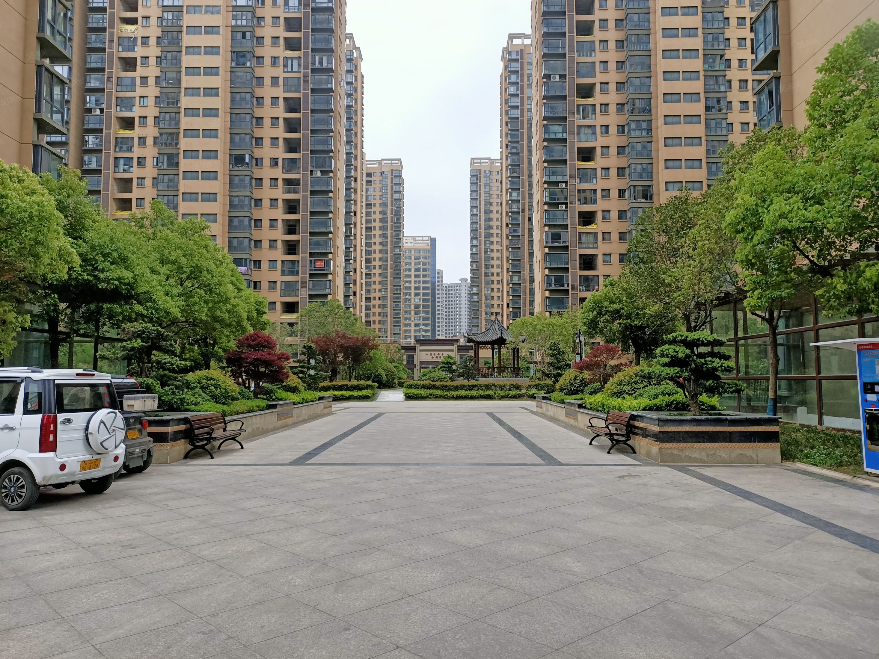 【10图】清华园 145平3室2厅2卫 大市证 满五 可按揭,凯璟清华园-南阳