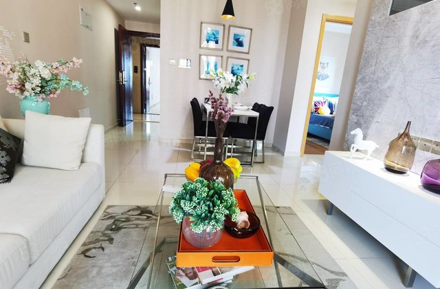 东方花梨湾2室2厅83.6㎡75万二手房图片