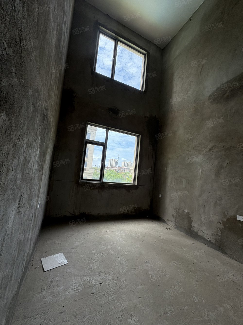 中梁壹号院(别墅)3室2厅3卫169㎡东南178万