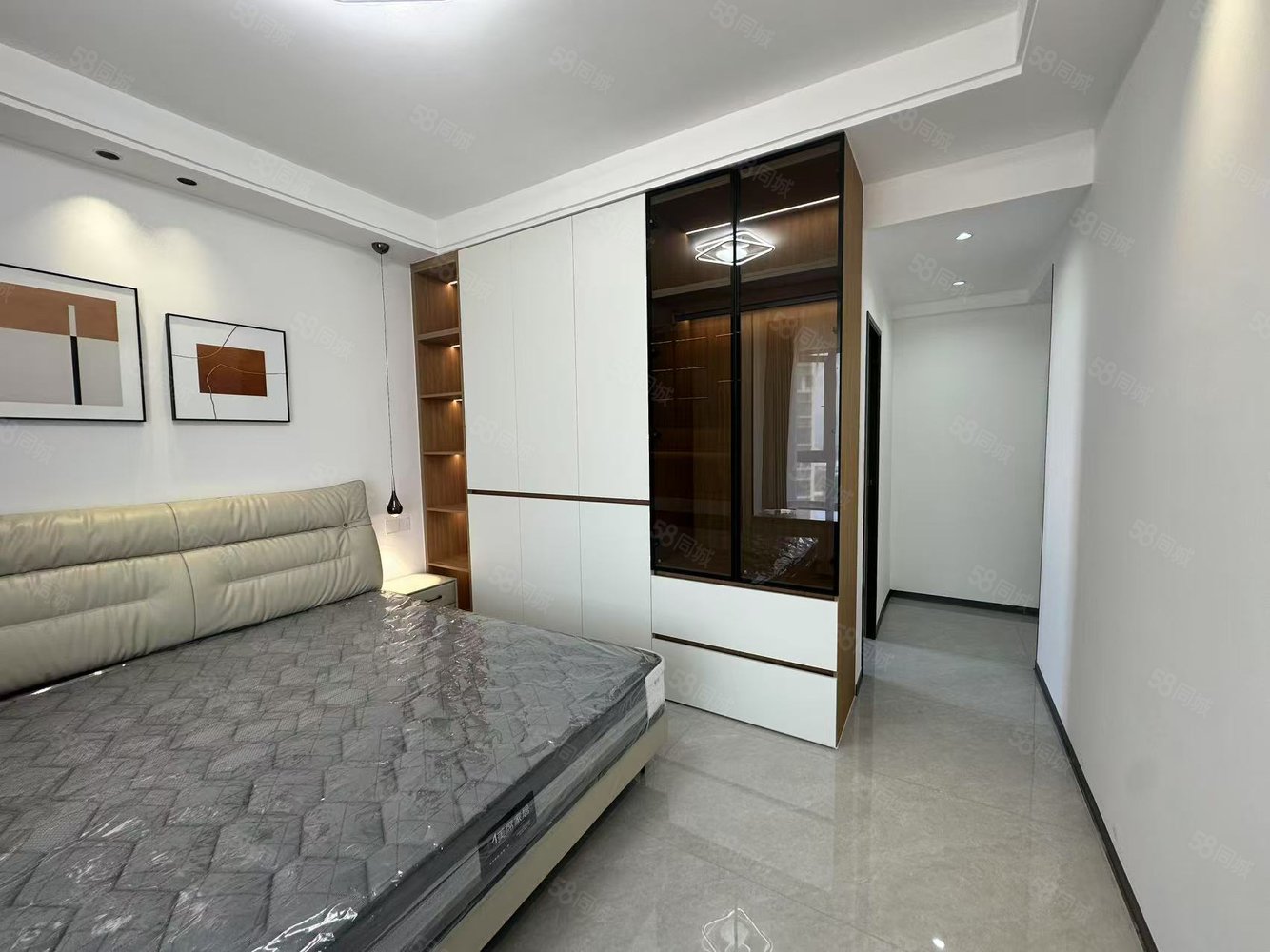 航旅和润居4室2厅2卫126㎡北79.8万