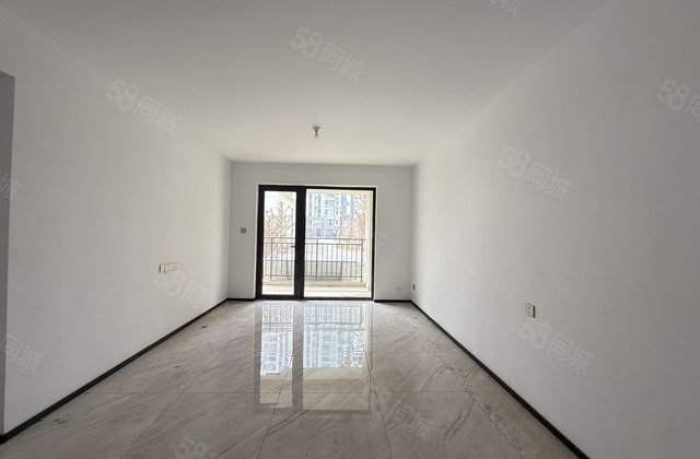 单价6000多！云麓九里！亿丰广场！精装未住！一手！现房！