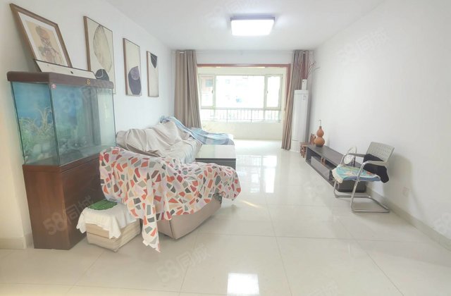 英伦花园小高层边户 带车位储藏室,出行方便 随时看房