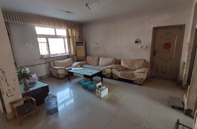 乐园电厂  水城嘉苑北 湖边 车库  快按电梯了 看房方便