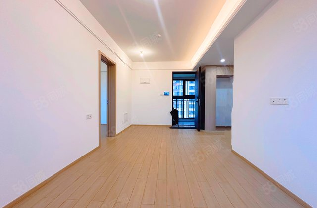 金茂厦门国际社区2室2厅60.56㎡105万二手房图片