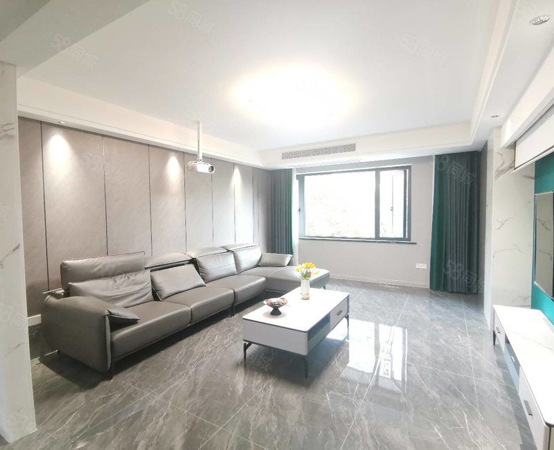 宾虹路 全新豪装未入住 超大平层 实用面积300平 西苑小学