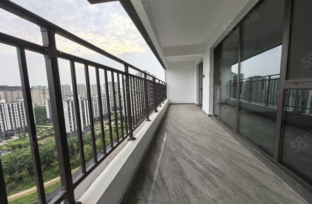 走一手急售 观景房一实验 学府印象 有车储 城市玖玺