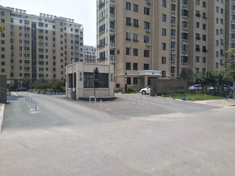 金色阳光70年产权小三房朝南满五小区新