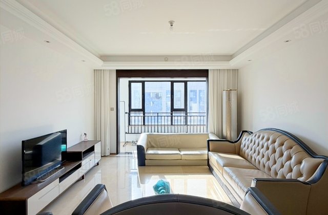 万科翡翠公园4室2厅164.35㎡190万二手房图片