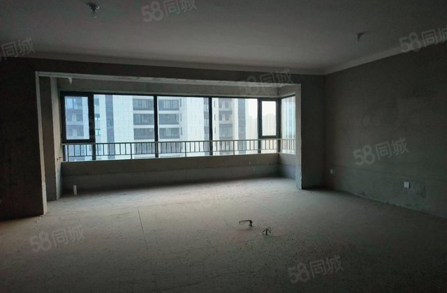 奥德中央郯府3室2厅125㎡53万二手房图片