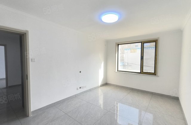 工业路供暖站住宅楼2室1厅61㎡18万二手房图片