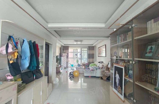 书香东郡 有证带车位储藏室 价格可议