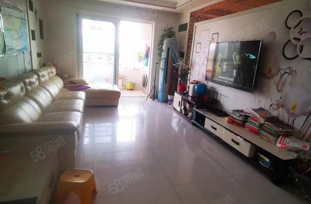 周公河花园 139平三室两厅两卫60多万有车位储藏室。