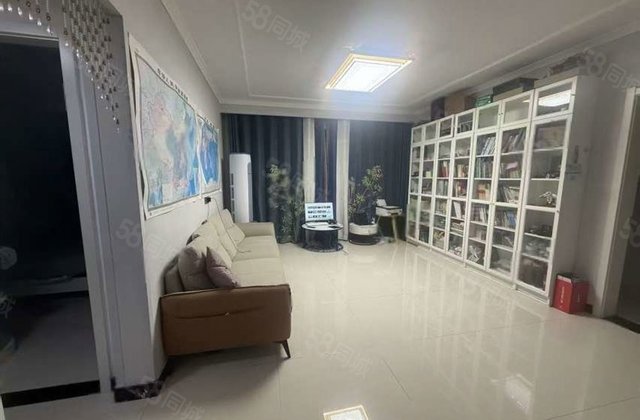 独门独户！百合新城锦兰园送车位！精装婚房！随时看房！位置好