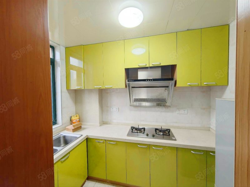 上海裕花园新上两房南北通房东诚心出售价格可以谈