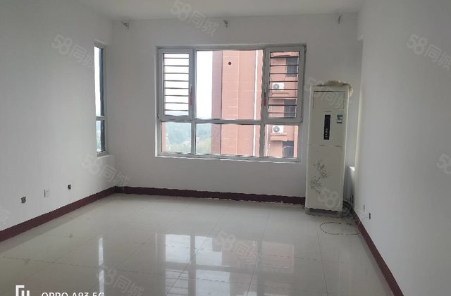 新城邦南区，东边户，房东急售，看房子都方便，