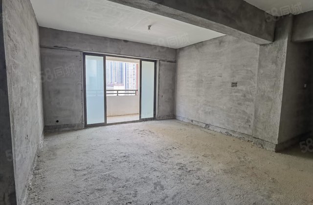 幸福家园B区4室2厅157.62㎡140万二手房图片