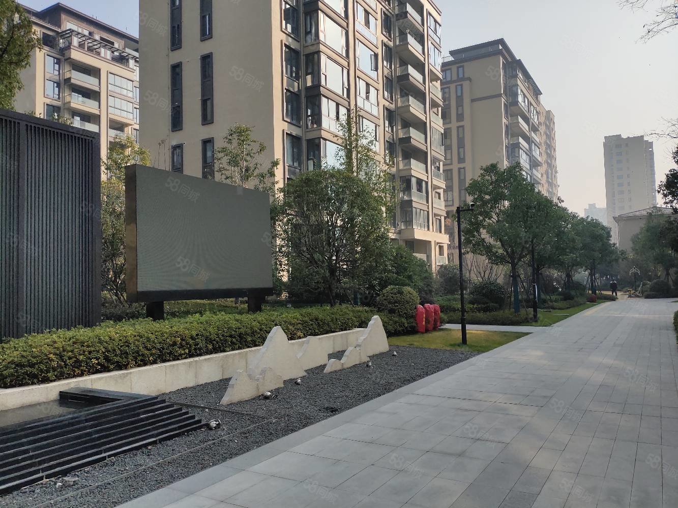 祥生群贤府御园4室2厅2卫110㎡南北220万